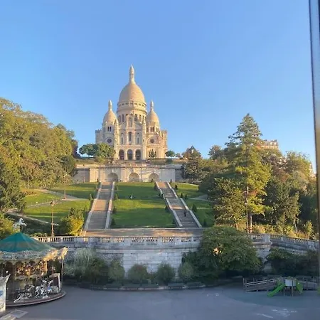 Апартаменты Montmartre, Vue Sacre-coeur
