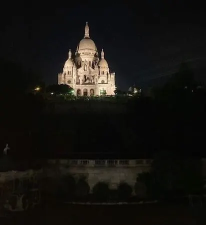 Montmartre, Vue Sacre-coeur Апартаменты *